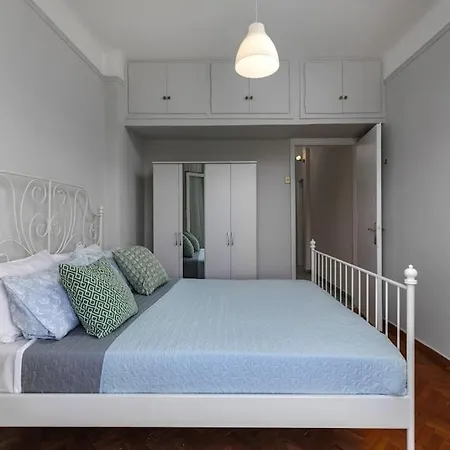 Perfect Location, Amazing View 3 Bedroom Thessaloníki