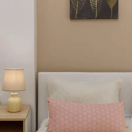 Apartament Perfect Location, Amazing View 3 Bedroom *