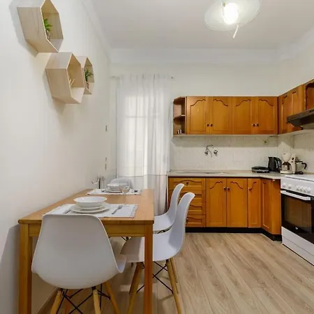 Perfect Location, Amazing View 3 Bedroom